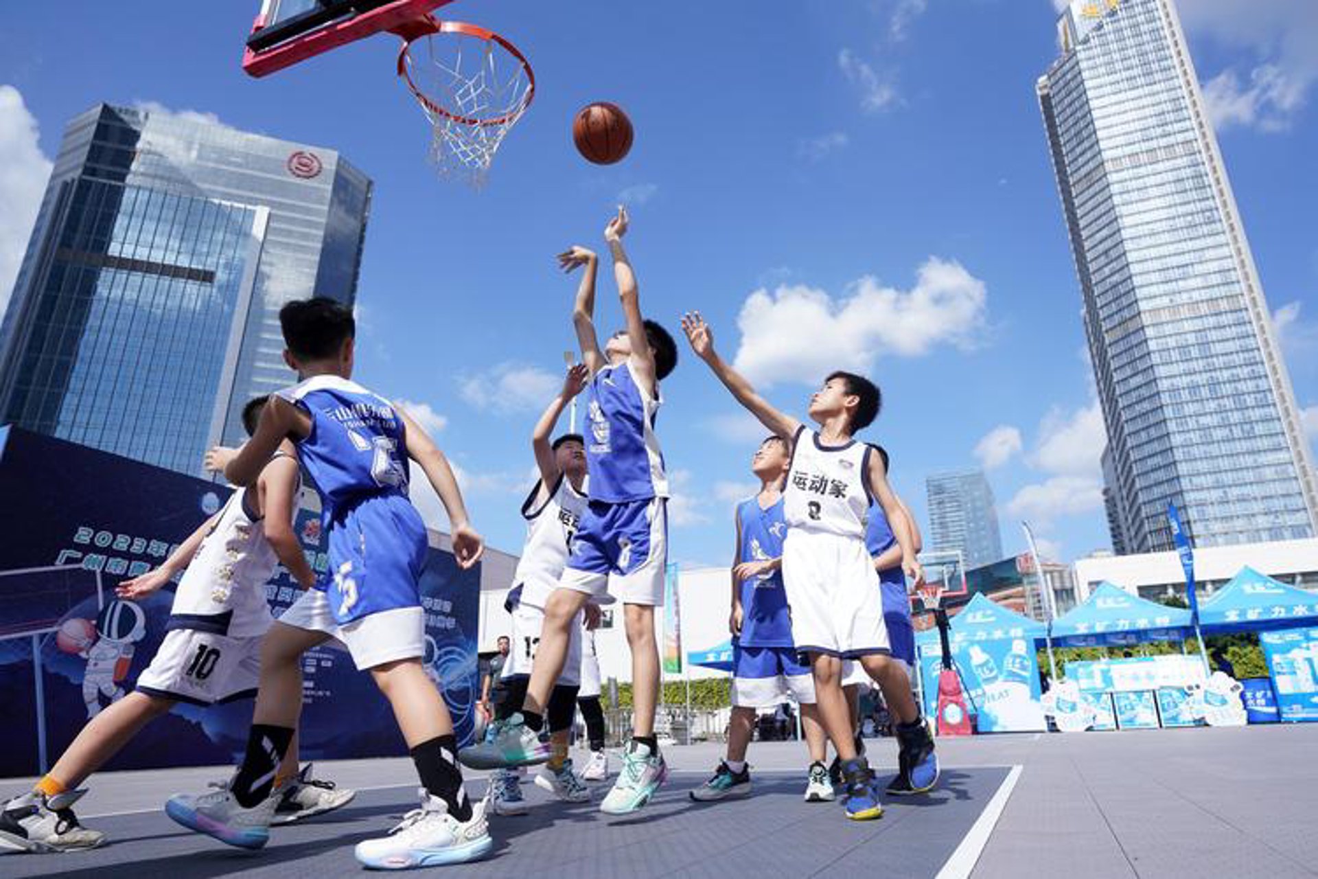 儿童乐园加盟：拥抱童年的美好